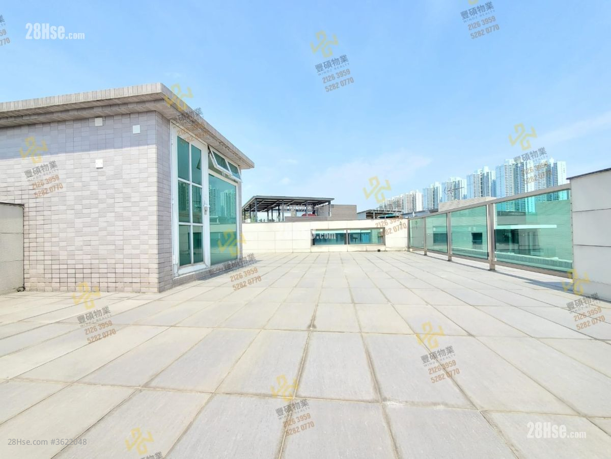 Village Rental 5+ Bedrooms , 4 Bathrooms Village Rental 5+ Bedrooms , 4 Bathrooms