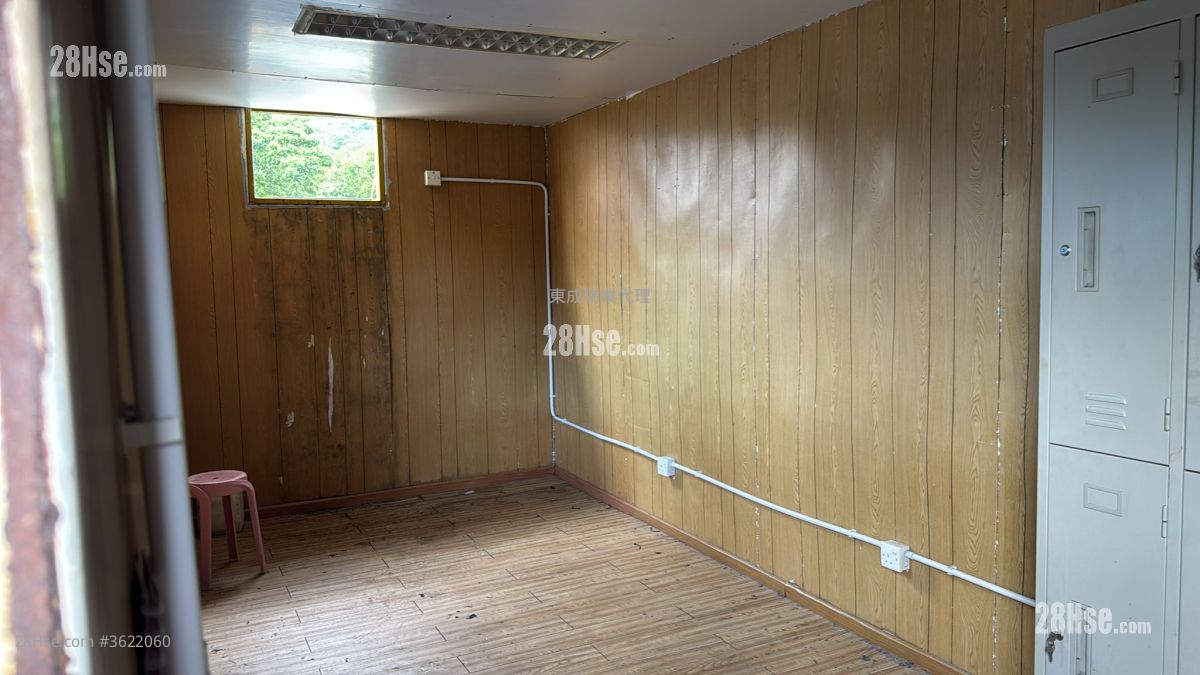 土地 租盘 6,500 平方尺 ( 603.9 平方米 ) 土地 租盘 6,500 平方尺 ( 603.9 平方米 )