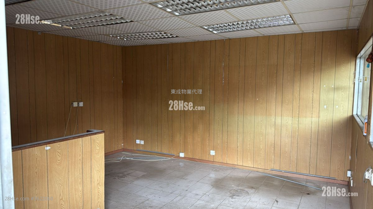 土地 租盘 6,500 平方尺 ( 603.9 平方米 ) 土地 租盘 6,500 平方尺 ( 603.9 平方米 )