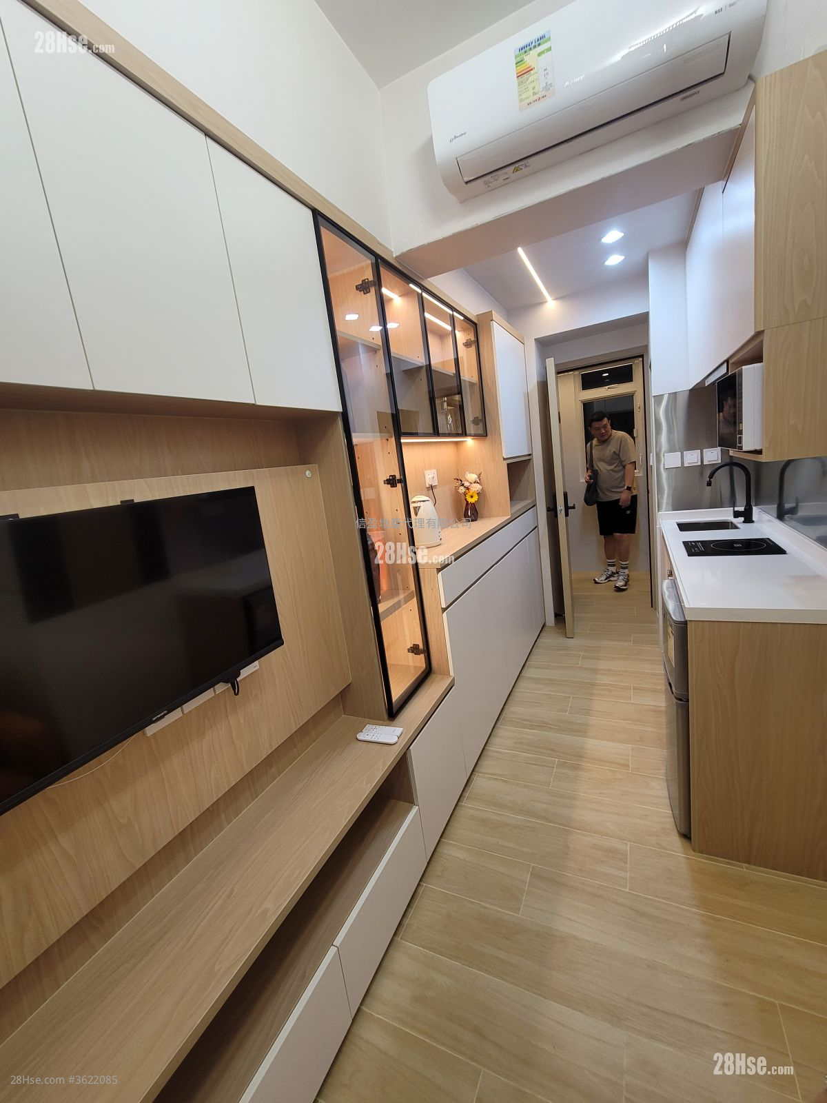 Kiu Kwan Mansion Rental 1 Bedroom , 1 Bathroom 210 ft² ( 19.5 m² ) Kiu Kwan Mansion Rental 1 Bedroom , 1 Bathroom 210 ft² ( 19.5 m² )