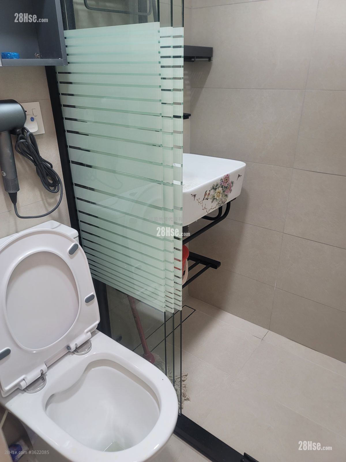 Kiu Kwan Mansion Rental 1 Bedroom , 1 Bathroom 210 ft² ( 19.5 m² ) Kiu Kwan Mansion Rental 1 Bedroom , 1 Bathroom 210 ft² ( 19.5 m² )