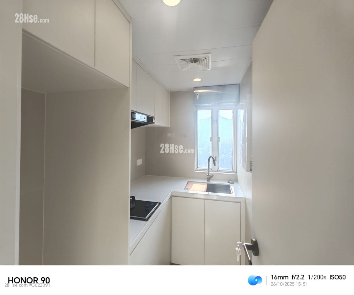 青衣村 售盘 2 房 , 1 浴室 381 平方尺 ( 35.4 平方米 ) 青衣村 售盘 2 房 , 1 浴室 381 平方尺 ( 35.4 平方米 )