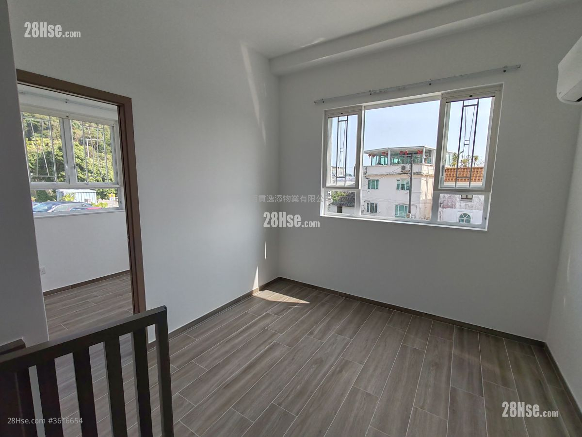 Village Rental 2 Bedrooms , 1 Bathroom Village Rental 2 Bedrooms , 1 Bathroom