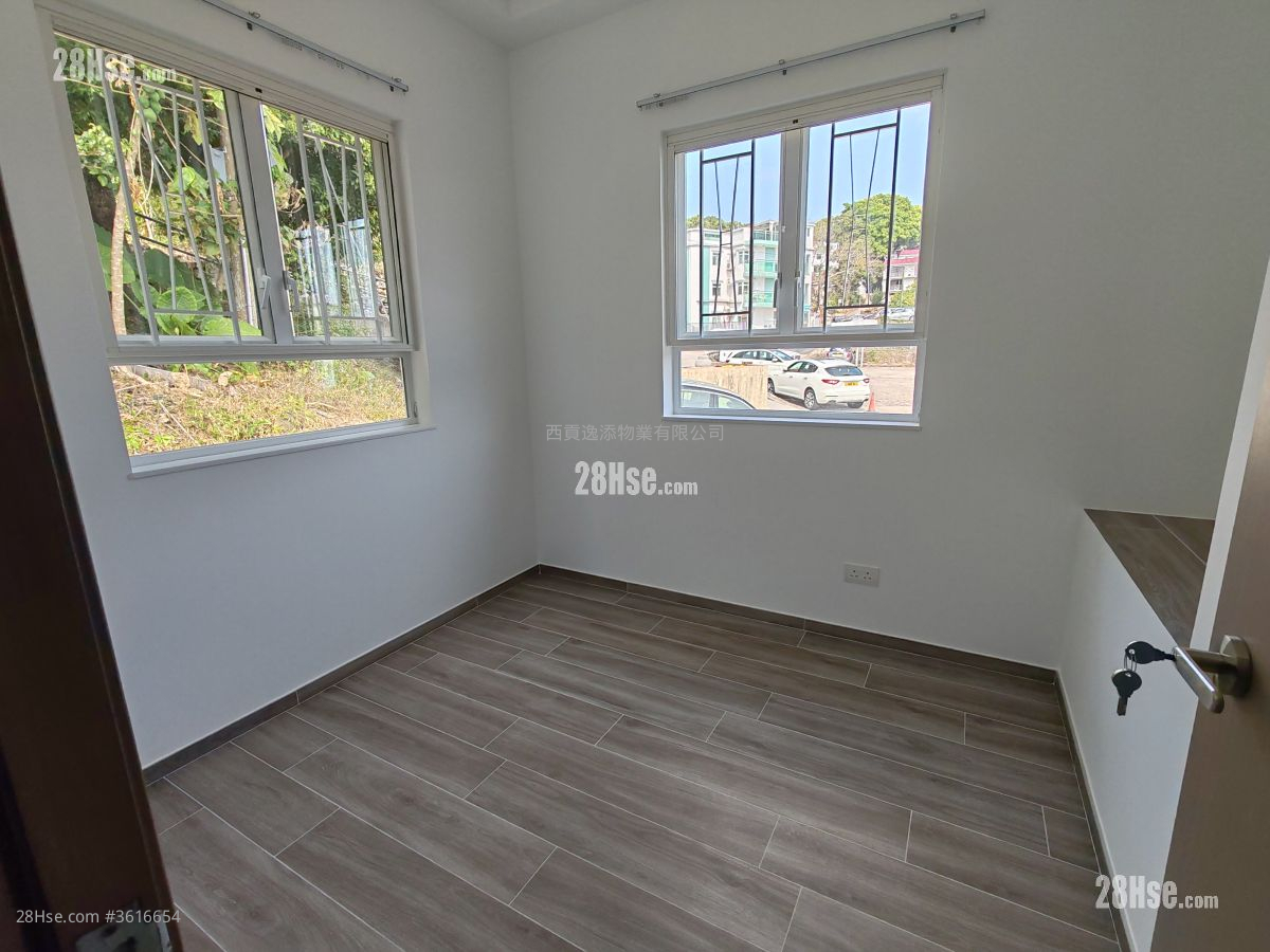 Village Rental 2 Bedrooms , 1 Bathroom Village Rental 2 Bedrooms , 1 Bathroom