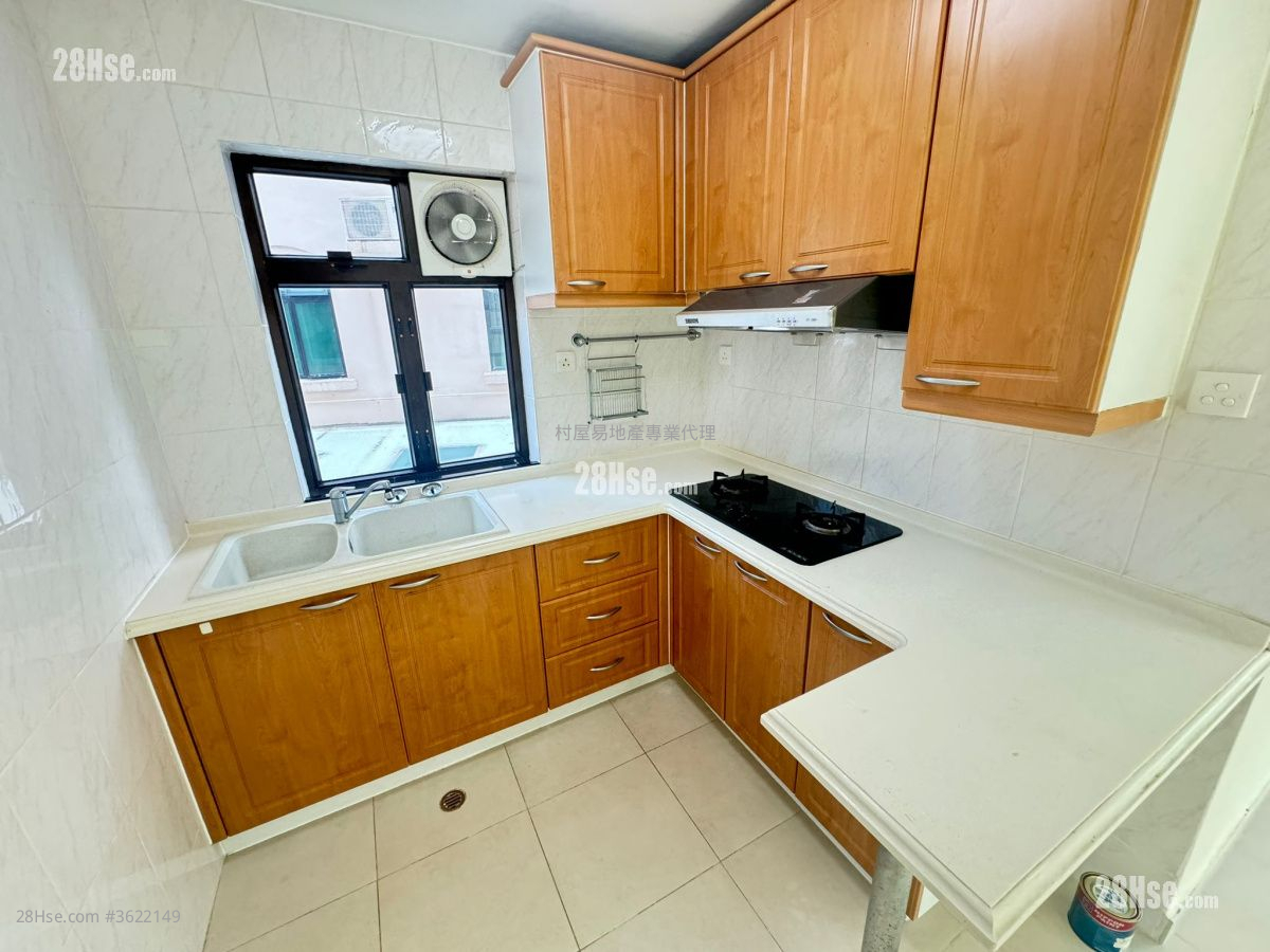 村屋 租盘 2 房 , 1 浴室 700 平方尺 ( 65.0 平方米 ) 村屋 租盘 2 房 , 1 浴室 700 平方尺 ( 65.0 平方米 )