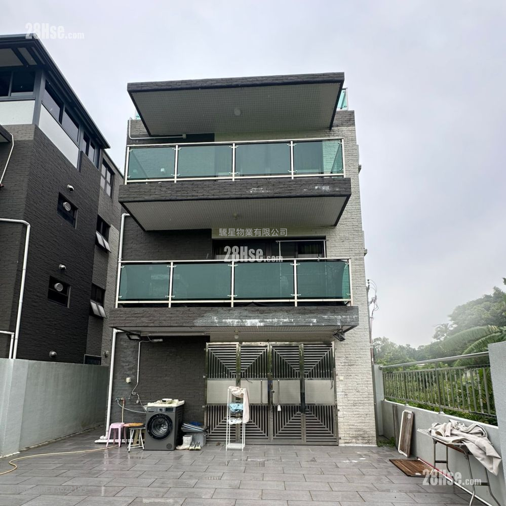 網井圍 Sell 3 Bedrooms , 1 Bathroom 700 ft² ( 65.0 m² ) 網井圍 Sell 3 Bedrooms , 1 Bathroom 700 ft² ( 65.0 m² )