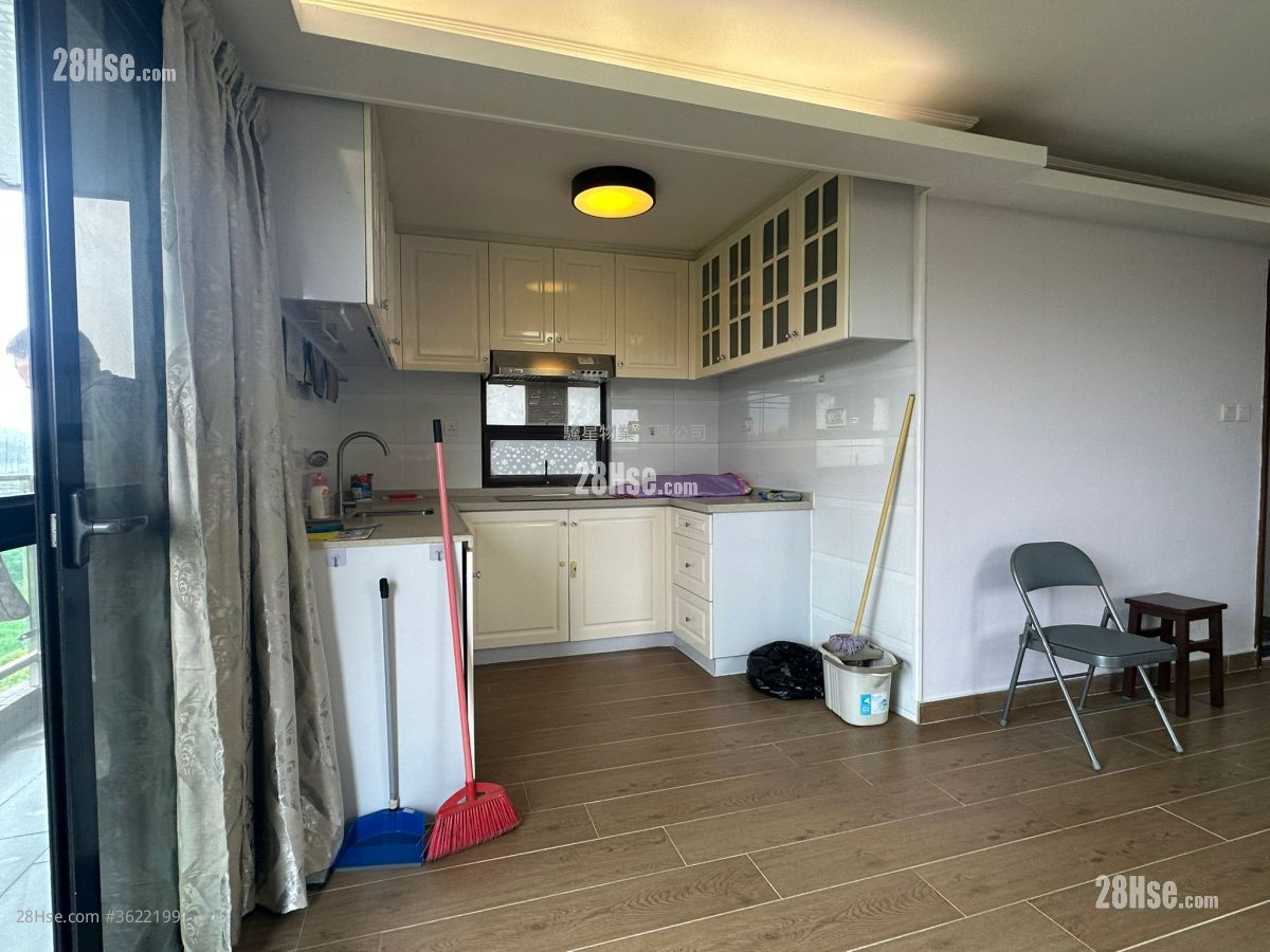 網井圍 Sell 3 Bedrooms , 1 Bathroom 700 ft² ( 65.0 m² ) 網井圍 Sell 3 Bedrooms , 1 Bathroom 700 ft² ( 65.0 m² )