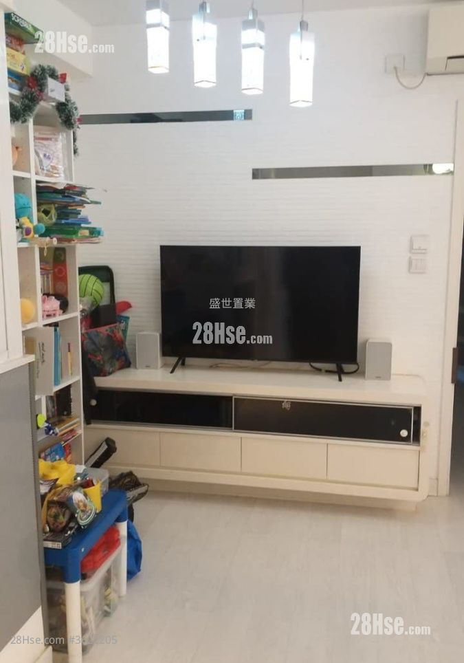 文礼阁 售盘 3 房 , 2 浴室 622 平方尺 ( 57.8 平方米 ) 文礼阁 售盘 3 房 , 2 浴室 622 平方尺 ( 57.8 平方米 )