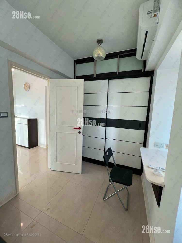 泓景台 租盘 447 平方尺 ( 41.5 平方米 ) 泓景台 租盘 447 平方尺 ( 41.5 平方米 )