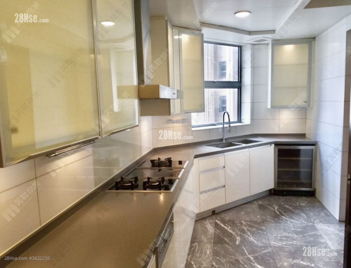 御龙山 售盘 1,845 平方尺 ( 171.4 平方米 ) 御龙山 售盘 1,845 平方尺 ( 171.4 平方米 )