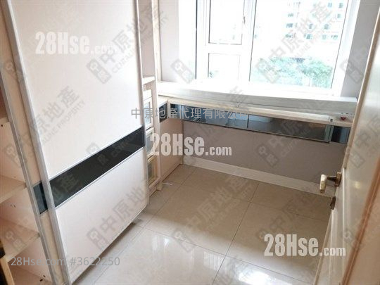 泓景台 租盘 504 平方尺 ( 46.8 平方米 ) 泓景台 租盘 504 平方尺 ( 46.8 平方米 )