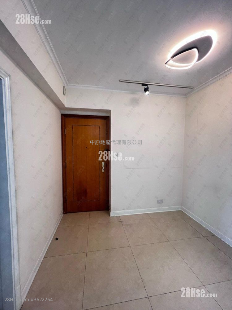 泓景台 租盘 665 平方尺 ( 61.8 平方米 ) 泓景台 租盘 665 平方尺 ( 61.8 平方米 )