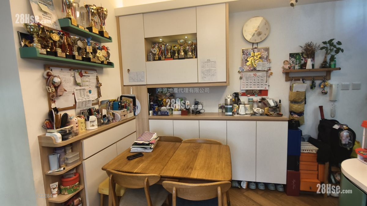 全城滙 租盘 2 房 , 1 浴室 524 平方尺 ( 48.7 平方米 ) 全城滙 租盘 2 房 , 1 浴室 524 平方尺 ( 48.7 平方米 )