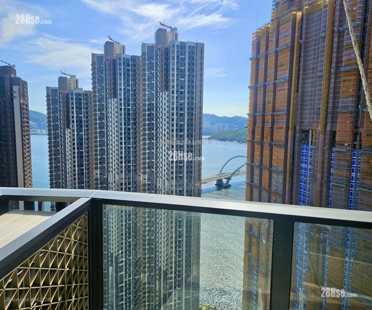 Seasons Place 售盘 2 房 , 1 浴室 437 平方尺 ( 40.6 平方米 ) Seasons Place 售盘 2 房 , 1 浴室 437 平方尺 ( 40.6 平方米 )