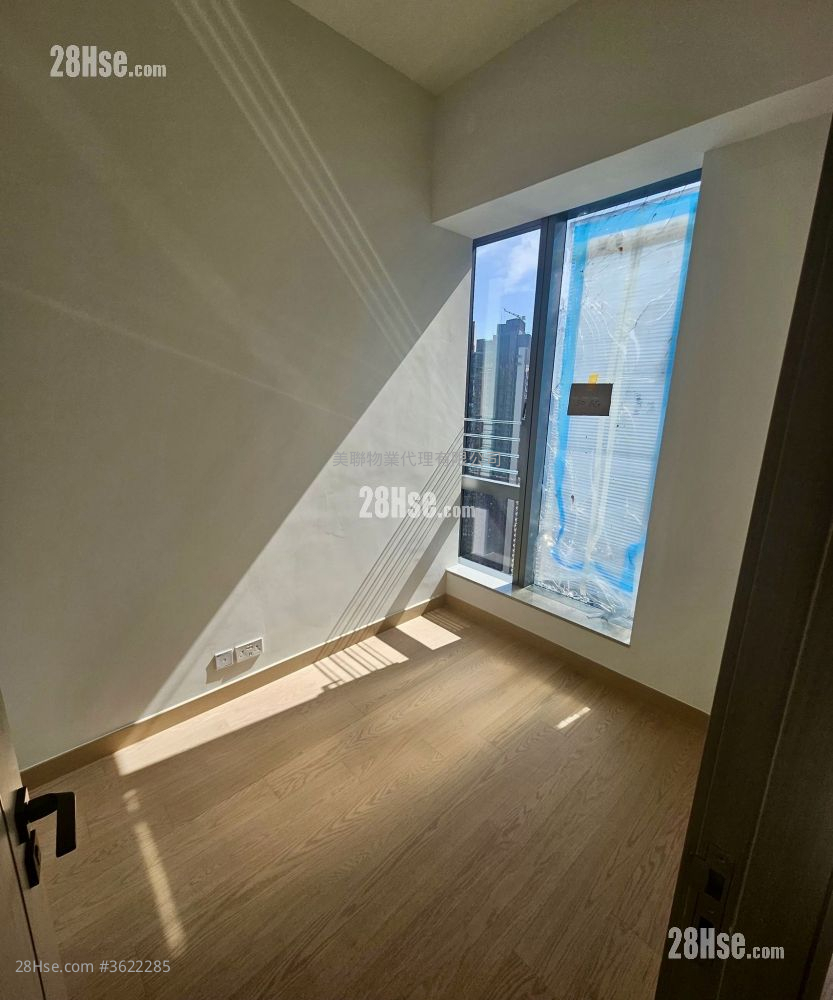 Seasons Place 售盘 2 房 , 1 浴室 437 平方尺 ( 40.6 平方米 ) Seasons Place 售盘 2 房 , 1 浴室 437 平方尺 ( 40.6 平方米 )