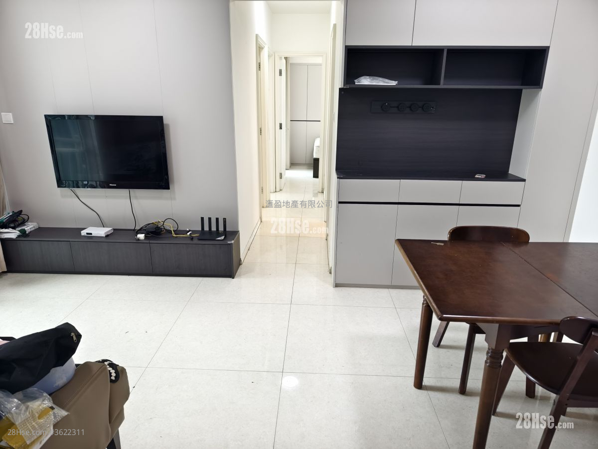 峻滢 租盘 3 房 , 2 浴室 694 平方尺 ( 64.5 平方米 ) 峻滢 租盘 3 房 , 2 浴室 694 平方尺 ( 64.5 平方米 )