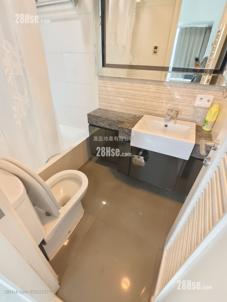 峻滢 租盘 3 房 , 2 浴室 694 平方尺 ( 64.5 平方米 ) 峻滢 租盘 3 房 , 2 浴室 694 平方尺 ( 64.5 平方米 )