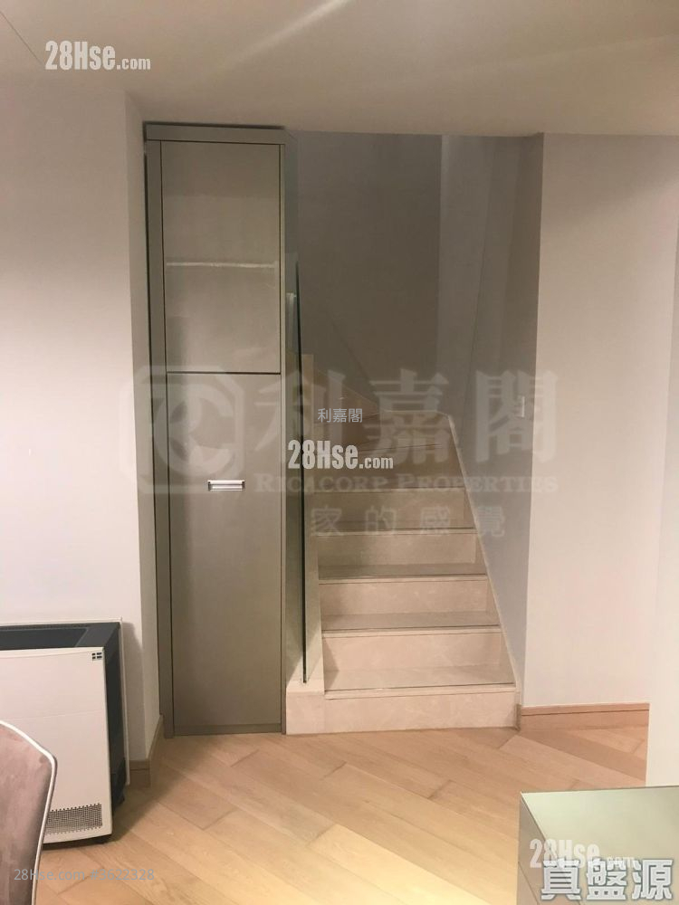 麦花臣汇 租盘 3 房 , 3 浴室 1,156 平方尺 ( 107.4 平方米 ) 麦花臣汇 租盘 3 房 , 3 浴室 1,156 平方尺 ( 107.4 平方米 )