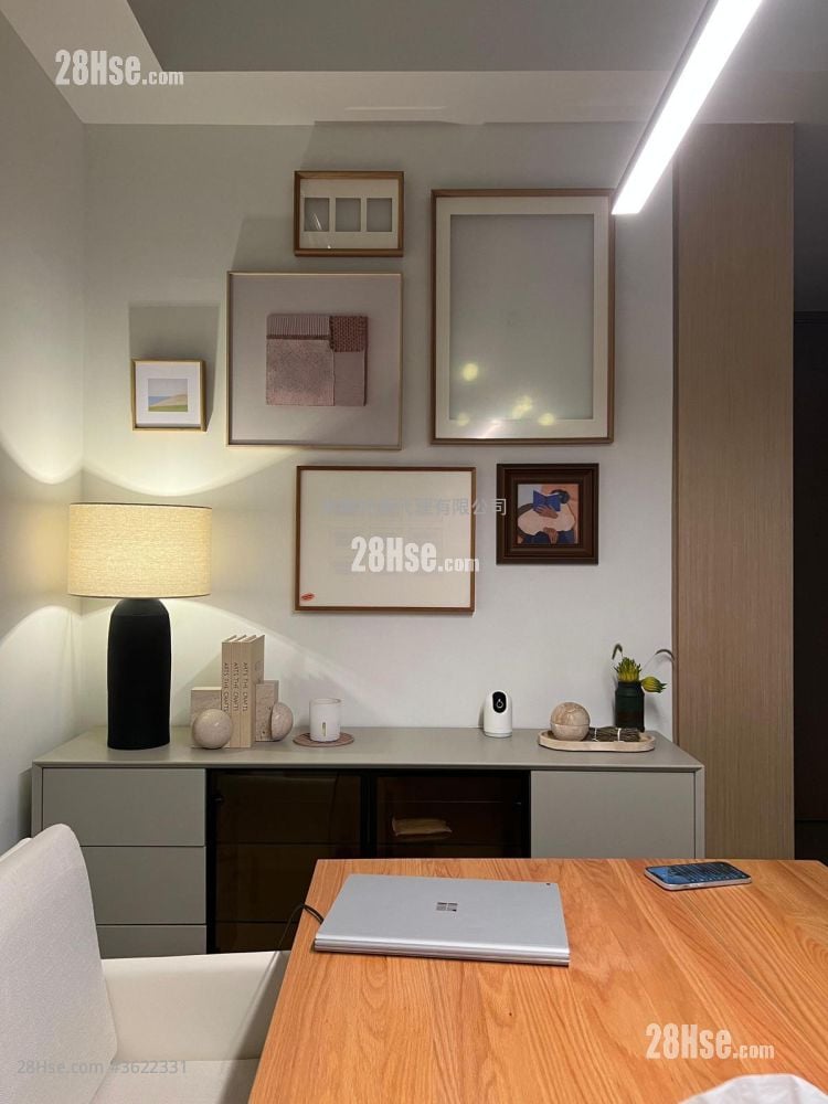 St. Michel Rental 3 Bedrooms , 1 Bathroom 974 ft² ( 90.5 m² )