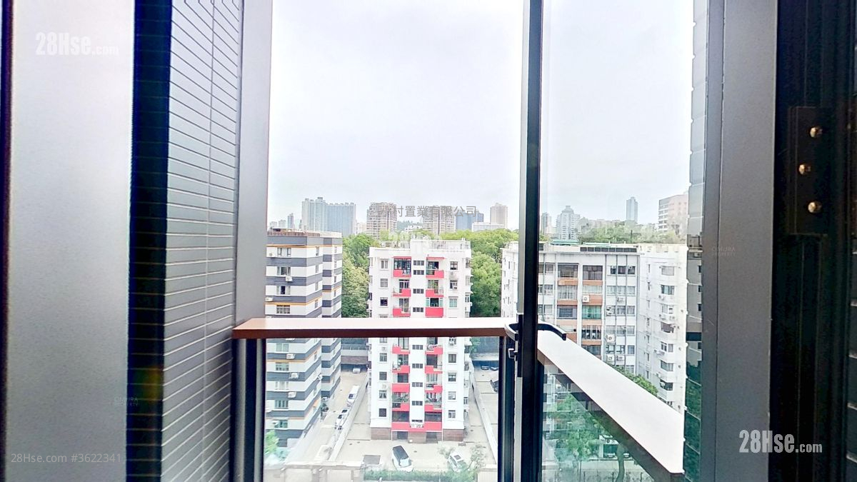 balcony: Prince Wesidence Rental 2 Bedrooms , 1 Bathroom 579 ft² ( 53.8 m² ) balcony: Prince Wesidence Rental 2 Bedrooms , 1 Bathroom 579 ft² ( 53.8 m² )