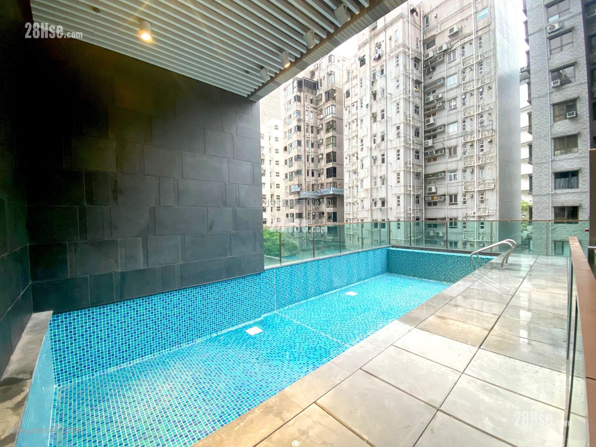 Clubhouse: Prince Wesidence Rental 2 Bedrooms , 1 Bathroom 579 ft² ( 53.8 m² ) Clubhouse: Prince Wesidence Rental 2 Bedrooms , 1 Bathroom 579 ft² ( 53.8 m² )