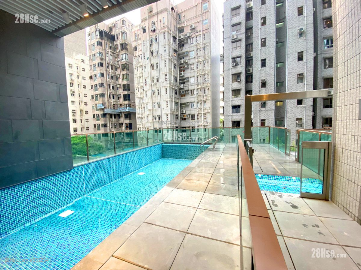 Clubhouse: Prince Wesidence Rental 2 Bedrooms , 1 Bathroom 579 ft² ( 53.8 m² ) Clubhouse: Prince Wesidence Rental 2 Bedrooms , 1 Bathroom 579 ft² ( 53.8 m² )