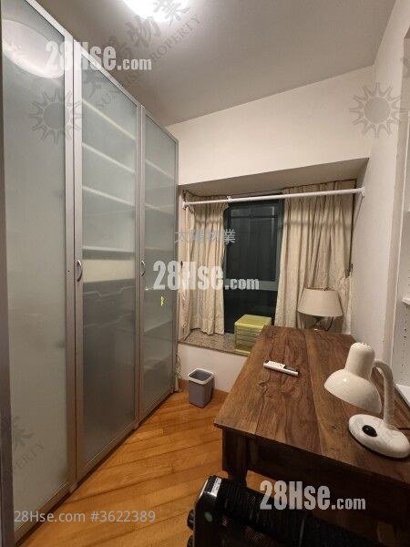 海逸豪园 租盘 2 房 574 平方尺 ( 53.3 平方米 ) 海逸豪园 租盘 2 房 574 平方尺 ( 53.3 平方米 )