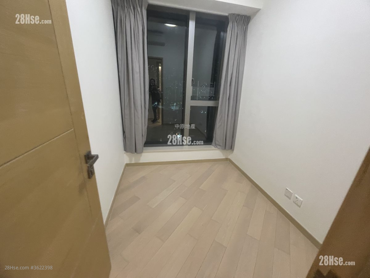 凯滙 售盘 3 房 830 平方尺 ( 77.1 平方米 ) 凯滙 售盘 3 房 830 平方尺 ( 77.1 平方米 )