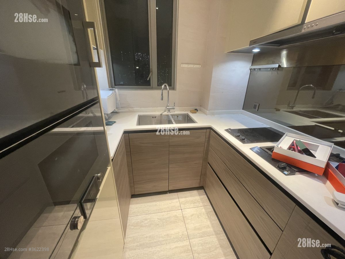 凯滙 售盘 3 房 830 平方尺 ( 77.1 平方米 ) 凯滙 售盘 3 房 830 平方尺 ( 77.1 平方米 )