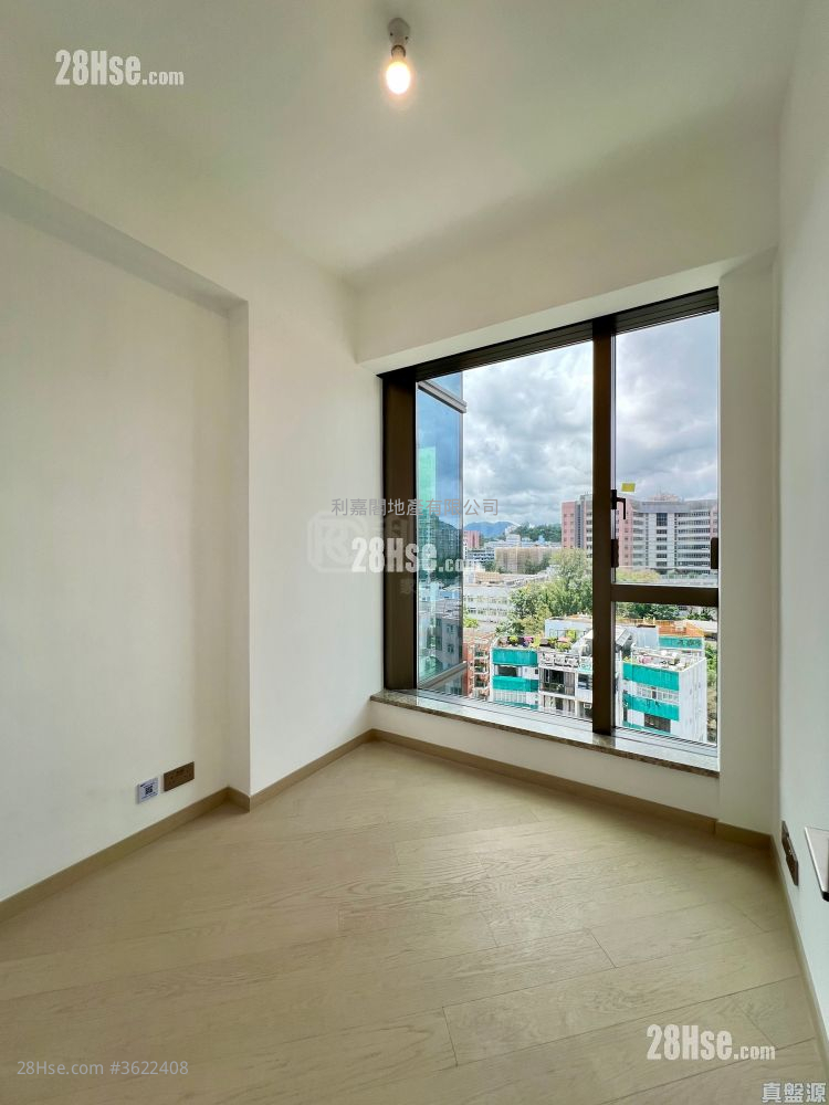 名钻 租盘 4 房 , 3 浴室 821 平方尺 ( 76.3 平方米 ) 名钻 租盘 4 房 , 3 浴室 821 平方尺 ( 76.3 平方米 )