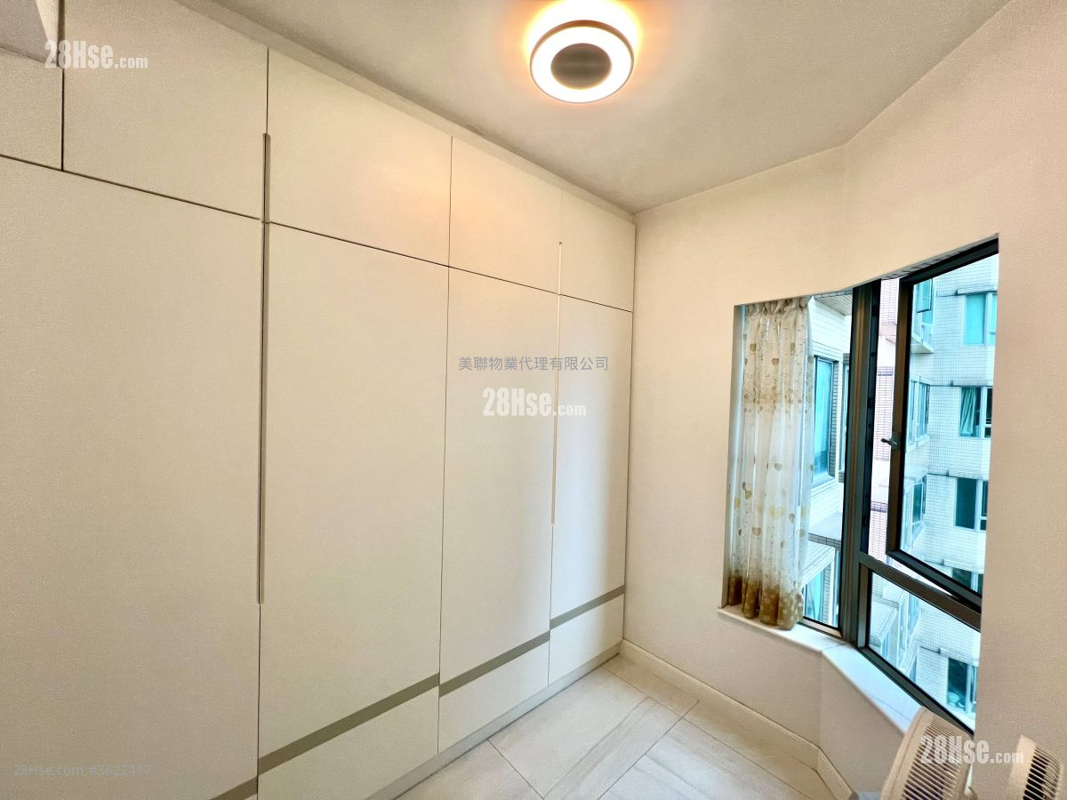 bedroom 2: Bellagio Sell 3 Bedrooms , 2 Bathrooms 891 ft² ( 82.8 m² ) bedroom 2: Bellagio Sell 3 Bedrooms , 2 Bathrooms 891 ft² ( 82.8 m² )