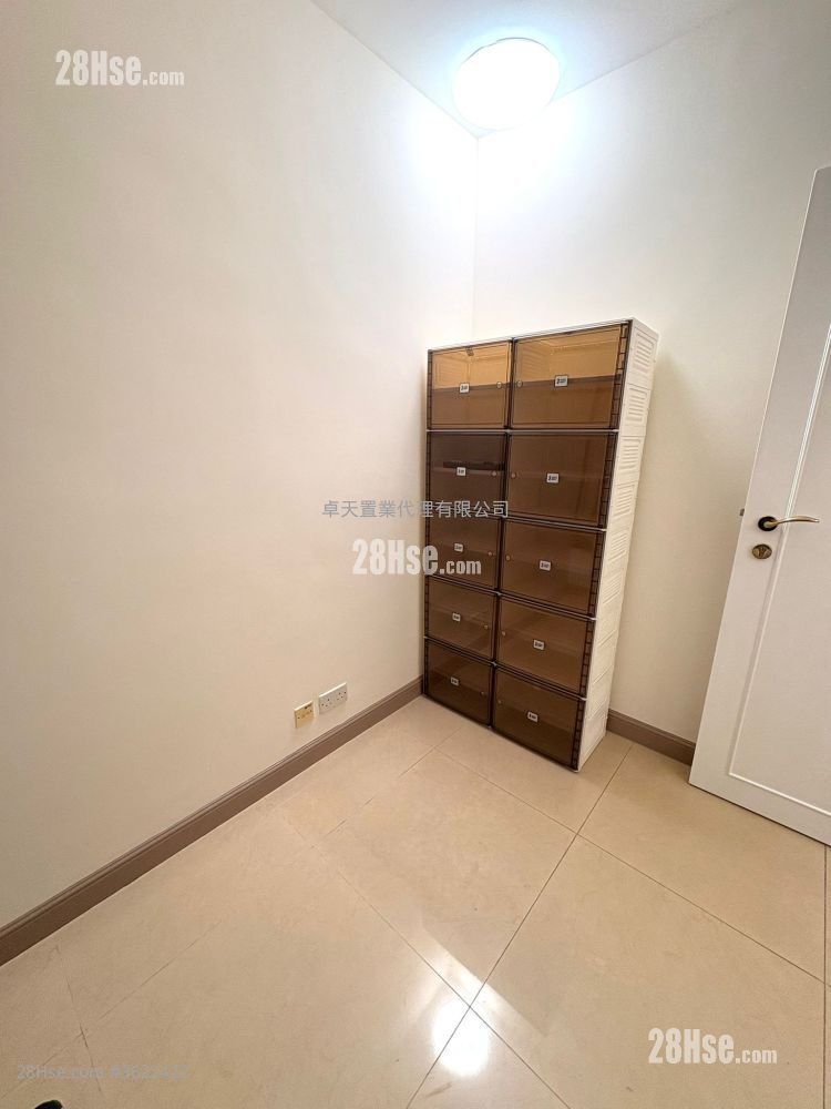 傲云峰 租盘 2 房 , 1 浴室 478 平方尺 ( 44.4 平方米 ) 傲云峰 租盘 2 房 , 1 浴室 478 平方尺 ( 44.4 平方米 )