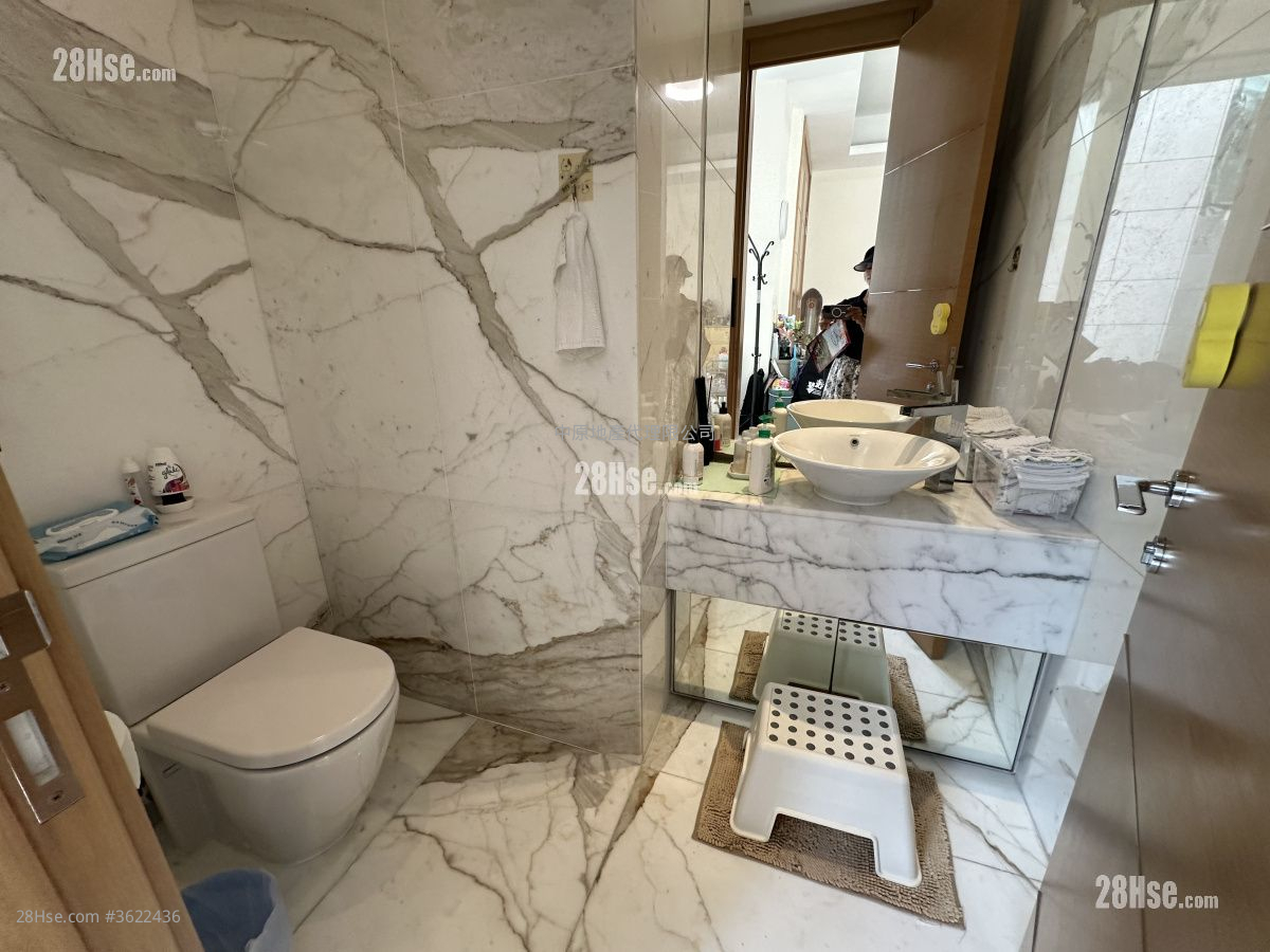 天峦 售盘 3 房 , 5+ 浴室 2,792 平方尺 ( 259.4 平方米 ) 天峦 售盘 3 房 , 5+ 浴室 2,792 平方尺 ( 259.4 平方米 )