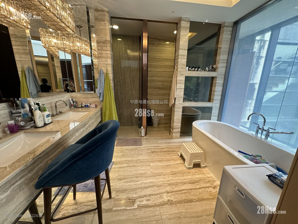 天峦 售盘 3 房 , 5+ 浴室 2,792 平方尺 ( 259.4 平方米 ) 天峦 售盘 3 房 , 5+ 浴室 2,792 平方尺 ( 259.4 平方米 )