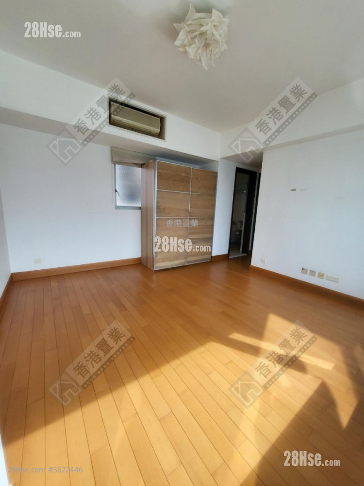 君临天下 售盘 3 房 , 2 浴室 1,062 平方尺 ( 98.7 平方米 ) 君临天下 售盘 3 房 , 2 浴室 1,062 平方尺 ( 98.7 平方米 )