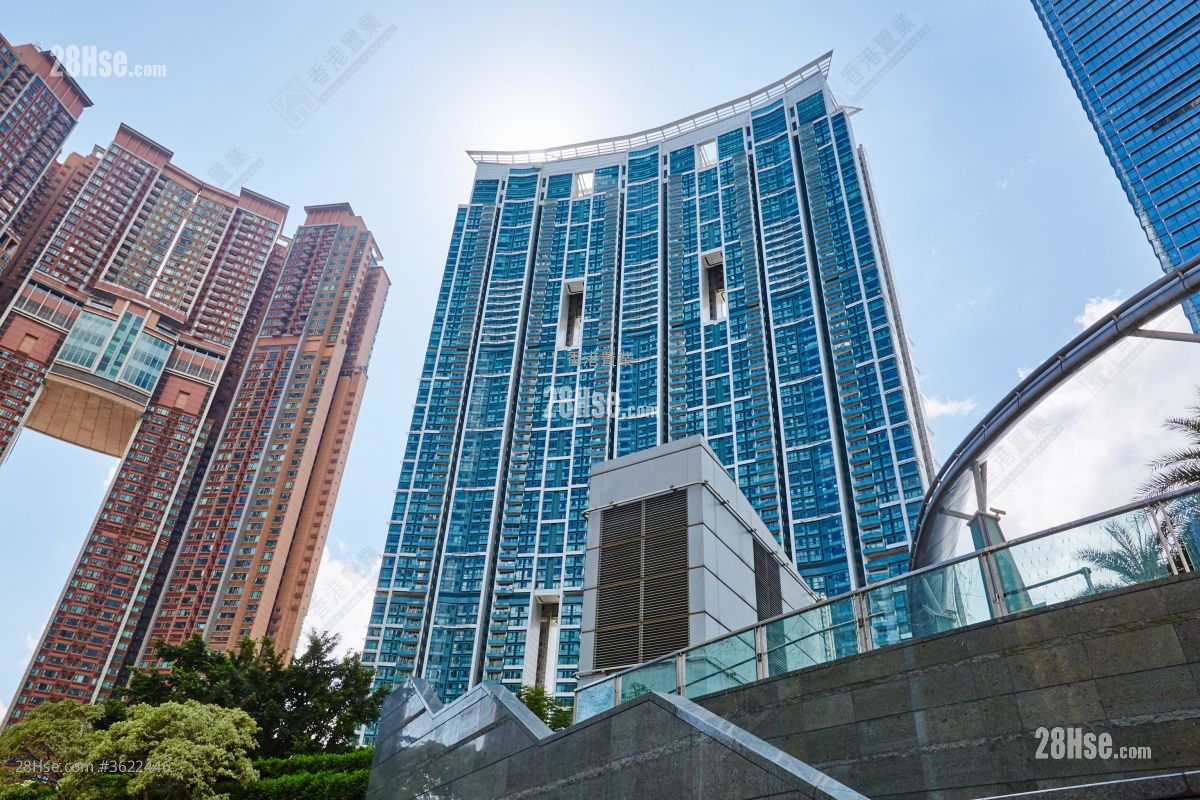 君临天下 售盘 3 房 , 2 浴室 1,062 平方尺 ( 98.7 平方米 ) 君临天下 售盘 3 房 , 2 浴室 1,062 平方尺 ( 98.7 平方米 )