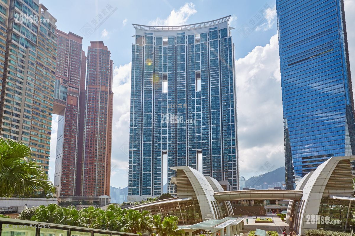 君临天下 售盘 3 房 , 2 浴室 1,062 平方尺 ( 98.7 平方米 ) 君临天下 售盘 3 房 , 2 浴室 1,062 平方尺 ( 98.7 平方米 )