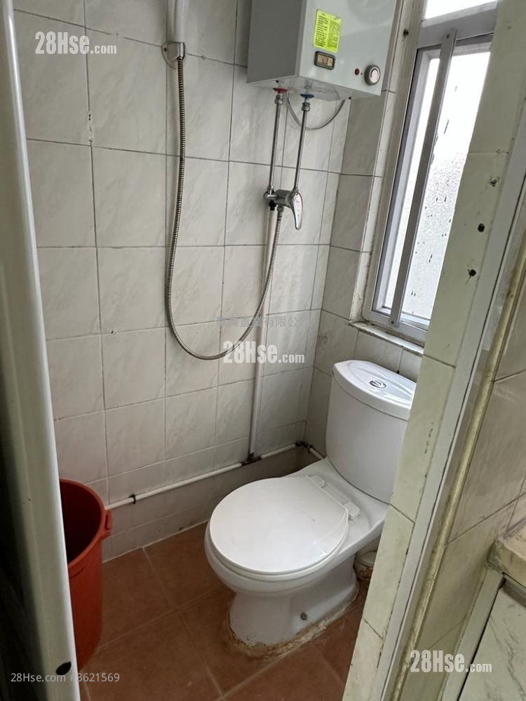 Ming Yin Building Rental Studio , 1 Bathroom 180 ft² ( 16.7 m² ) Ming Yin Building Rental Studio , 1 Bathroom 180 ft² ( 16.7 m² )