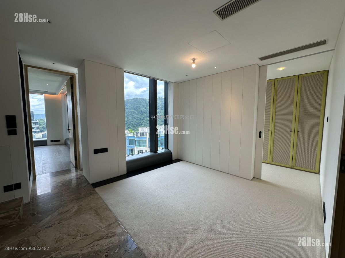 澐沣 售盘 4 房 , 5+ 浴室 2,100 平方尺 ( 195.1 平方米 ) 澐沣 售盘 4 房 , 5+ 浴室 2,100 平方尺 ( 195.1 平方米 )