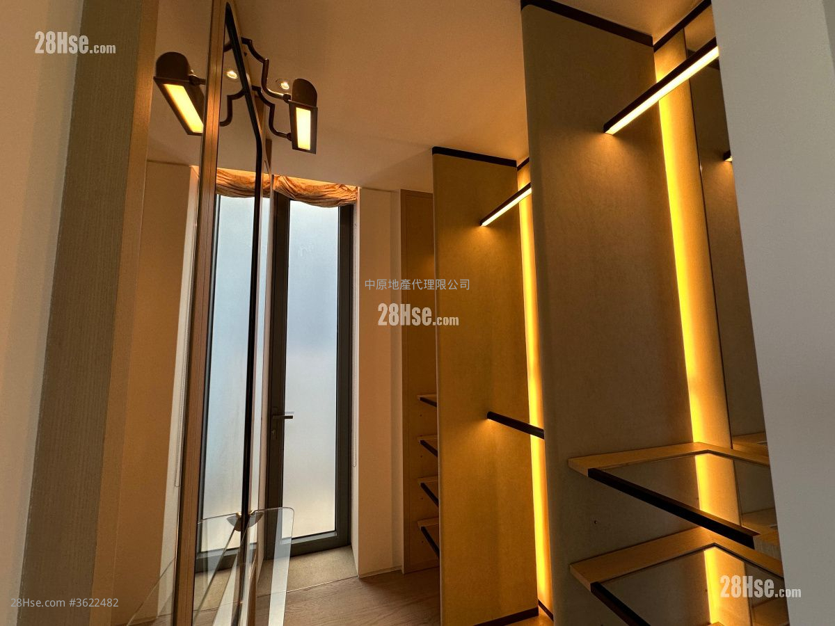 澐沣 售盘 4 房 , 5+ 浴室 2,100 平方尺 ( 195.1 平方米 ) 澐沣 售盘 4 房 , 5+ 浴室 2,100 平方尺 ( 195.1 平方米 )