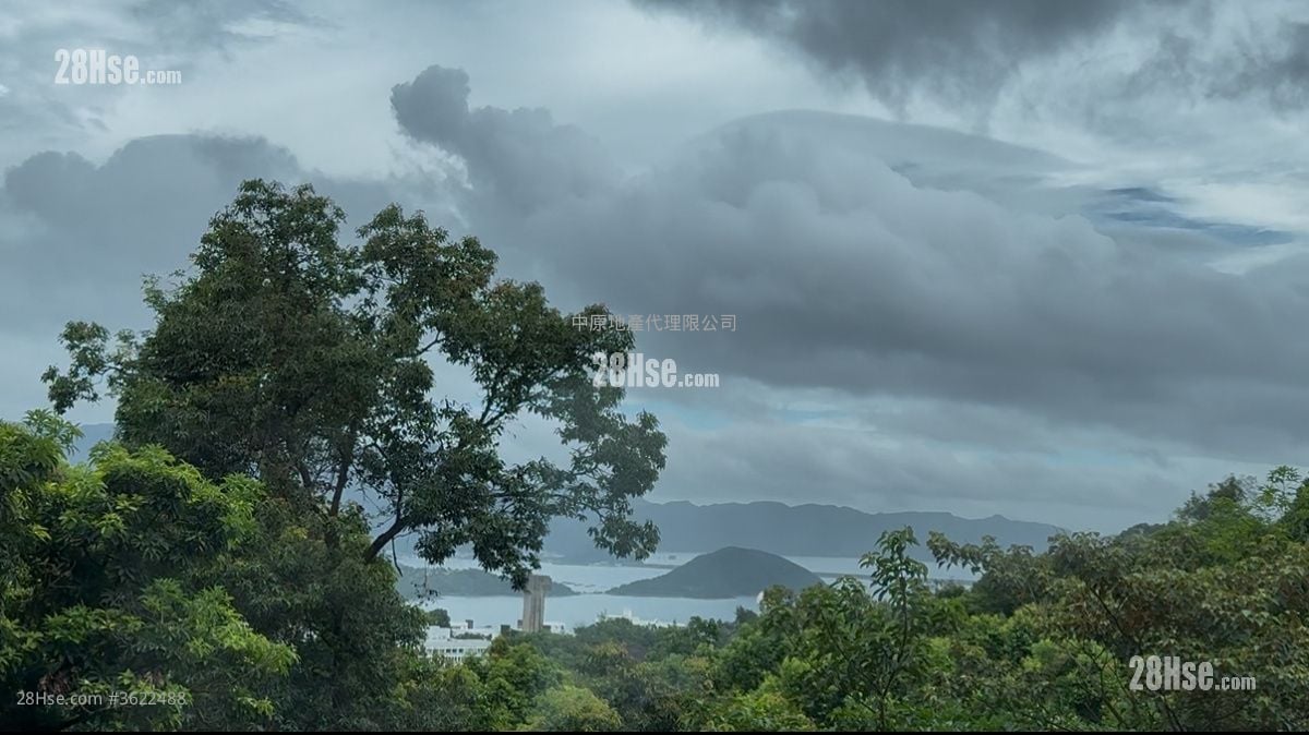 澐沣 售盘 4 房 1,569 平方尺 ( 145.8 平方米 ) 澐沣 售盘 4 房 1,569 平方尺 ( 145.8 平方米 )