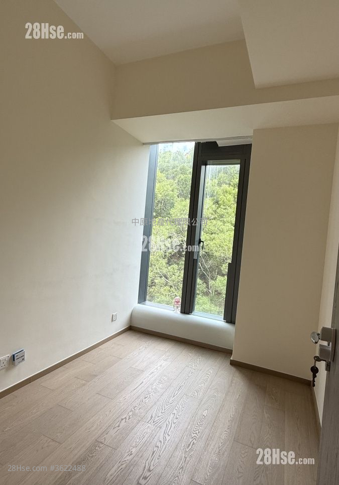 澐沣 售盘 4 房 1,569 平方尺 ( 145.8 平方米 ) 澐沣 售盘 4 房 1,569 平方尺 ( 145.8 平方米 )