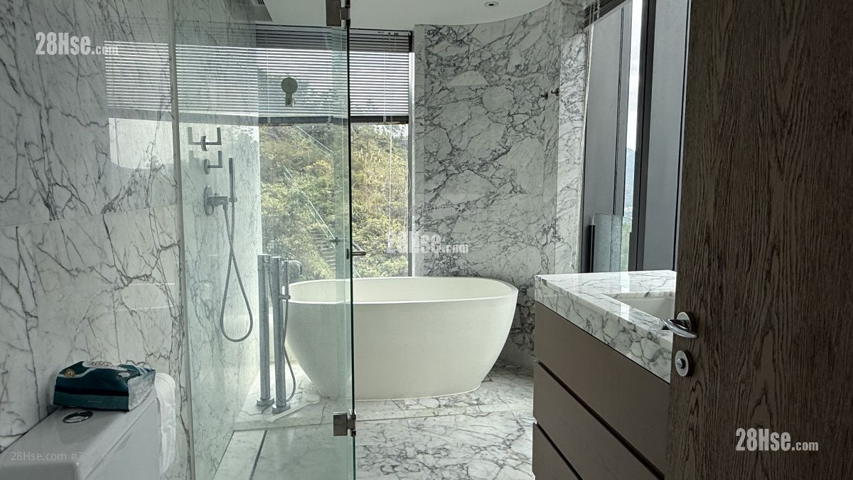 澐沣 售盘 4 房 1,569 平方尺 ( 145.8 平方米 ) 澐沣 售盘 4 房 1,569 平方尺 ( 145.8 平方米 )