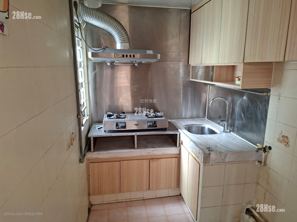 新翠花园 租盘 2 房 449 平方尺 ( 41.7 平方米 ) 新翠花园 租盘 2 房 449 平方尺 ( 41.7 平方米 )