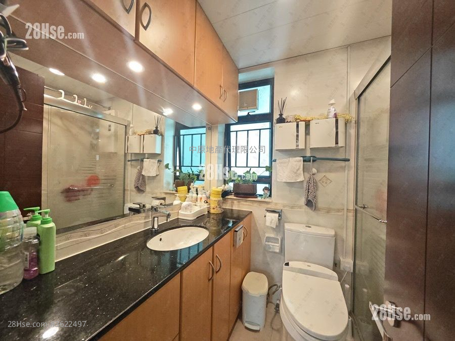 骏景园 售盘 3 房 , 2 浴室 974 平方尺 ( 90.5 平方米 ) 骏景园 售盘 3 房 , 2 浴室 974 平方尺 ( 90.5 平方米 )