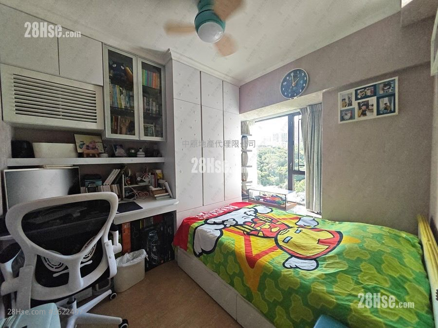 骏景园 售盘 3 房 , 2 浴室 974 平方尺 ( 90.5 平方米 ) 骏景园 售盘 3 房 , 2 浴室 974 平方尺 ( 90.5 平方米 )