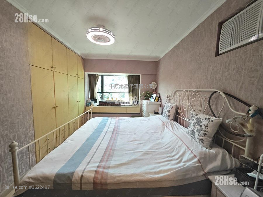 骏景园 售盘 3 房 , 2 浴室 974 平方尺 ( 90.5 平方米 ) 骏景园 售盘 3 房 , 2 浴室 974 平方尺 ( 90.5 平方米 )