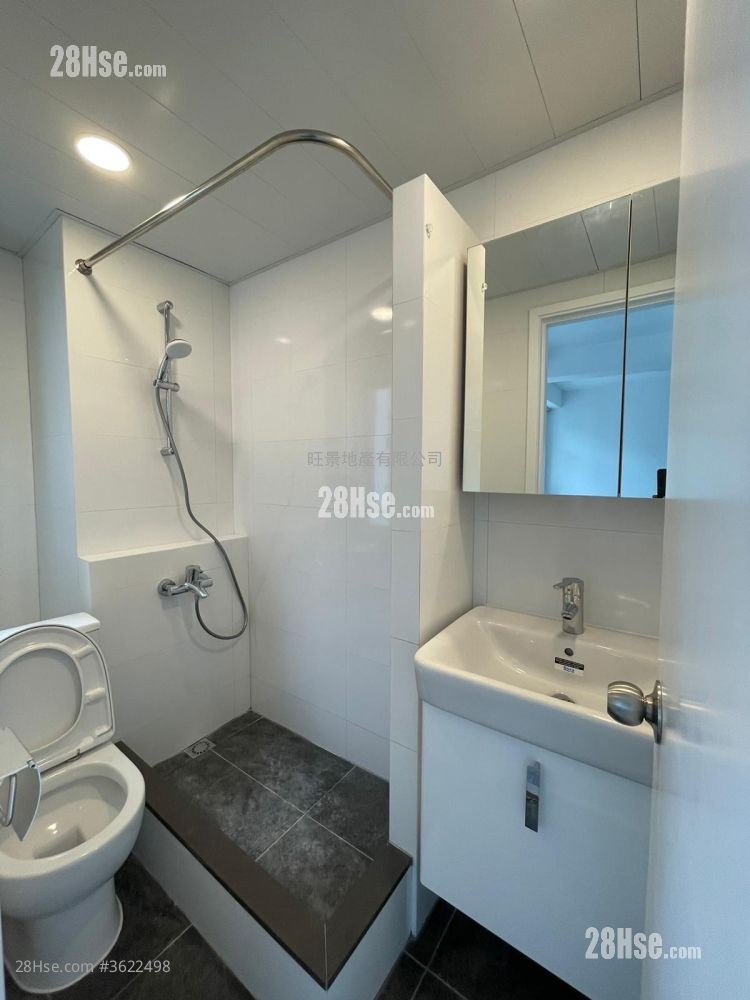 新成中心 租盘 1 房 297 平方尺 ( 27.6 平方米 ) 新成中心 租盘 1 房 297 平方尺 ( 27.6 平方米 )