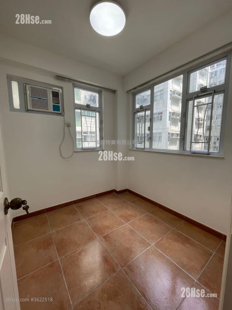 伟恒昌新村 售盘 2 房 , 1 浴室 336 平方尺 ( 31.2 平方米 ) 伟恒昌新村 售盘 2 房 , 1 浴室 336 平方尺 ( 31.2 平方米 )