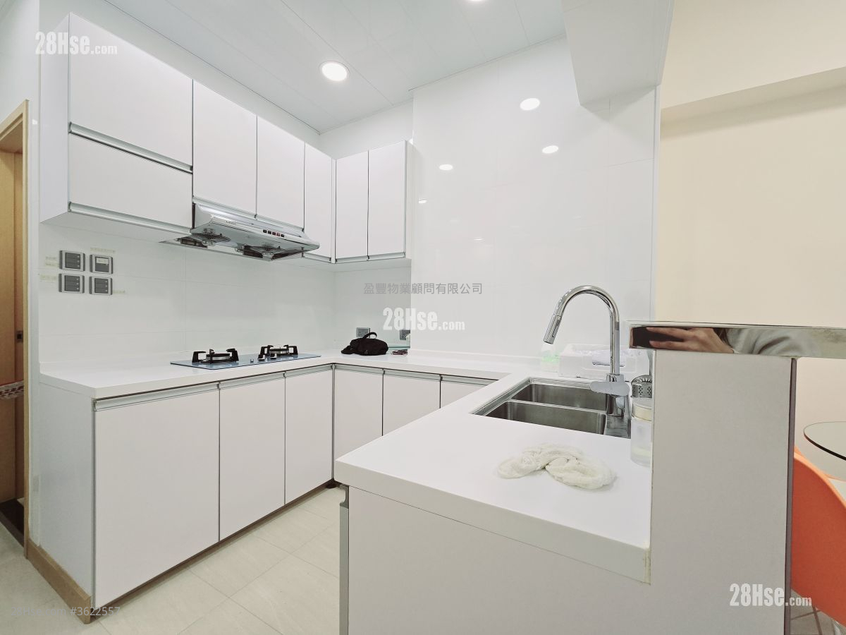 海宫大厦 租盘 637 平方尺 ( 59.2 平方米 ) 海宫大厦 租盘 637 平方尺 ( 59.2 平方米 )